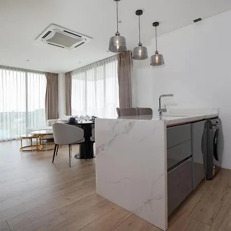 Elite Atoll Serviced Apartments Phuket Rawai Exterior photo